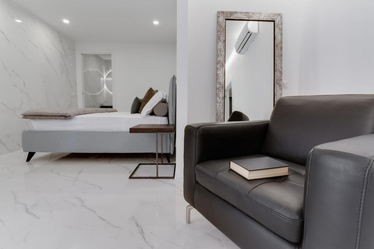 Caralis Suites Rooms 卡利亚里 外观 照片