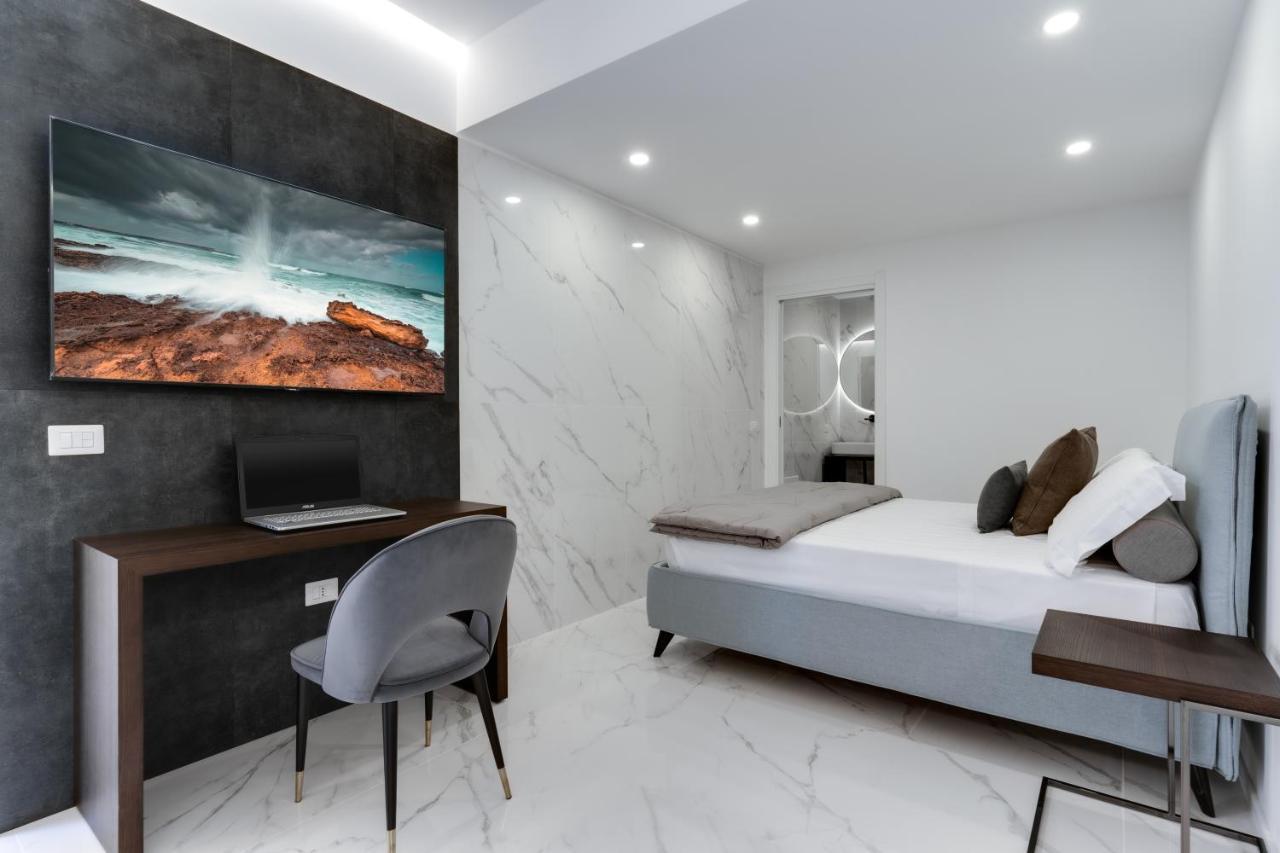 Caralis Suites Rooms 卡利亚里 外观 照片